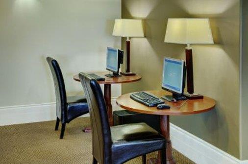 Lakeview Inns & Suites - Edson Airport West Servis gambar
